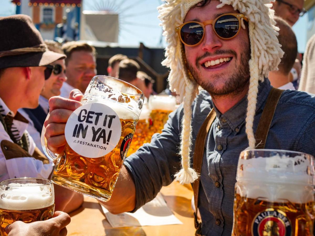 Festanation Oktoberfest Camp #2 Hotel Munchen Bagian luar foto