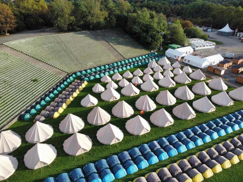 Festanation Oktoberfest Camp #2 Hotel Munchen Bagian luar foto