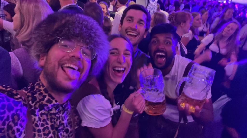 Festanation Oktoberfest Camp #2 Hotel Munchen Bagian luar foto