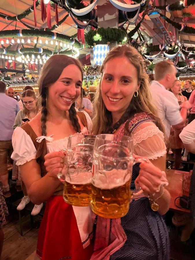 Festanation Oktoberfest Camp #2 Hotel Munchen Bagian luar foto