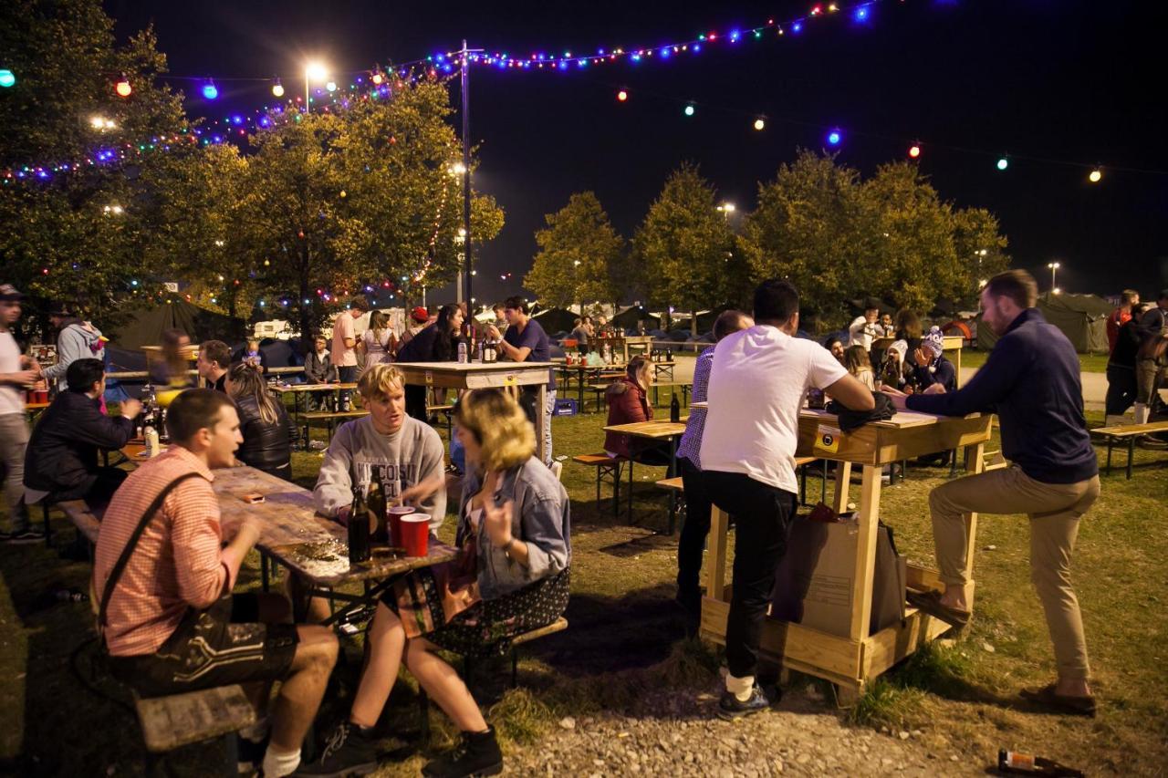 Festanation Oktoberfest Camp #2 Hotel Munchen Bagian luar foto